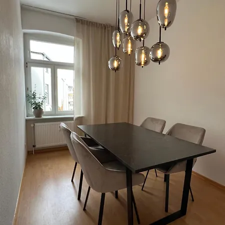 Daire Neu - Innenstadtsuite Fuer 4 Mit Parkplatz Schwerin (Mecklenburg-Vorpommern)