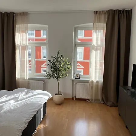 Neu - Innenstadtsuite Für 4 Mit Parkplatz * Schwerin (Mecklenburg-Vorpommern)