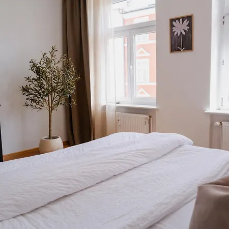 Neu - Innenstadtsuite Fuer 4 Mit Parkplatz *